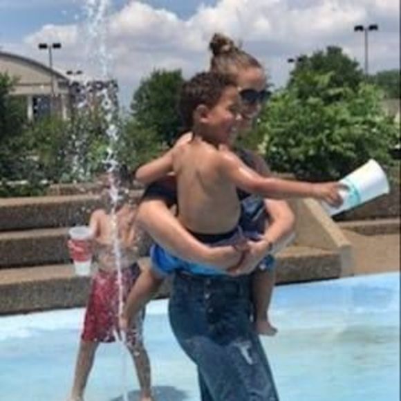 Meet your Posher, Kitti - Picture 1 of 1